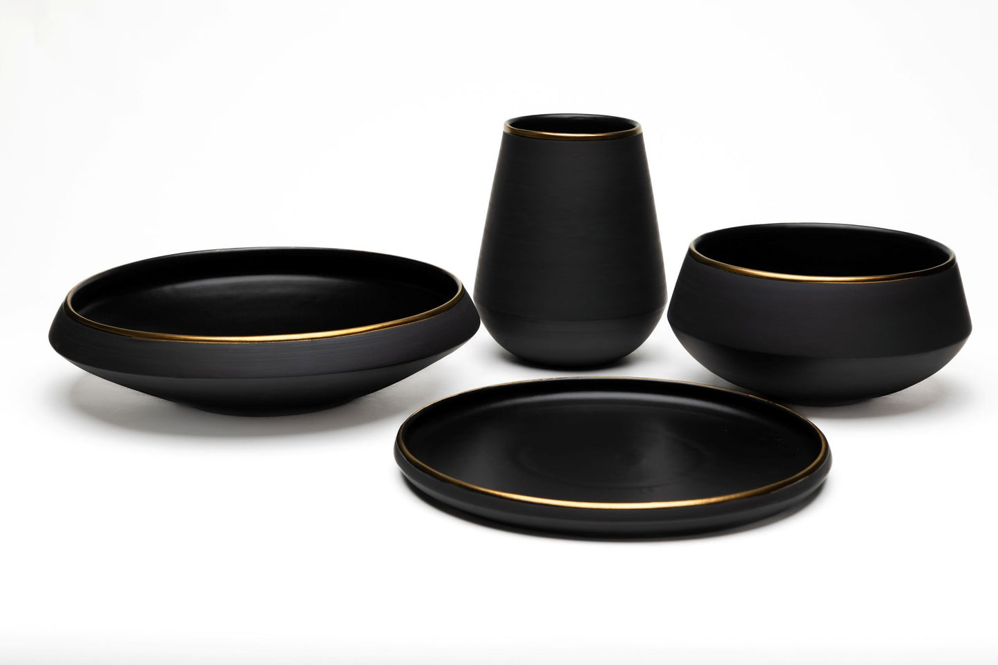 Serving plate · Eclipse Gold