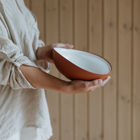 Bowl 2.0L curved white · Earth