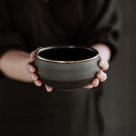 Breakfast bowl · Eclipse Gold