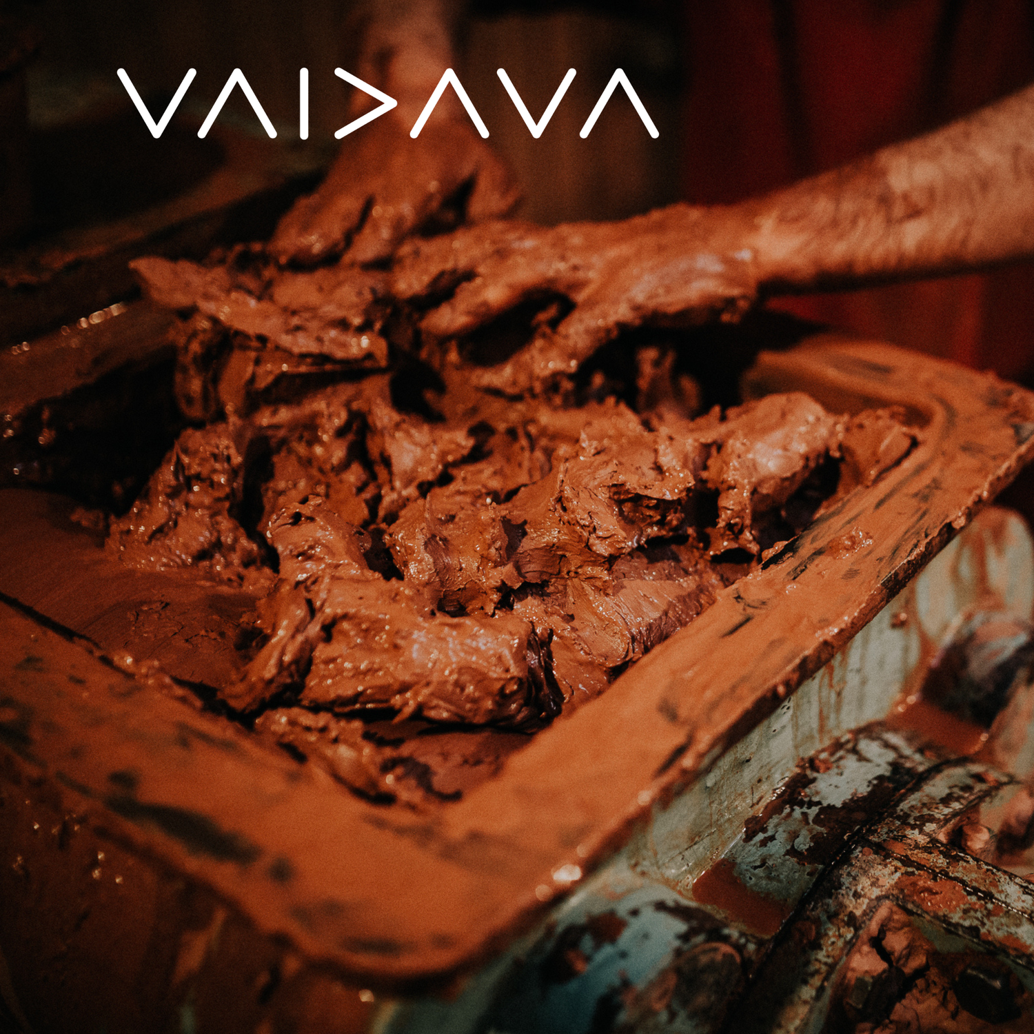 Shaped by Hand: The Art of Craftsmanship at VAIDAVA CERAMICS