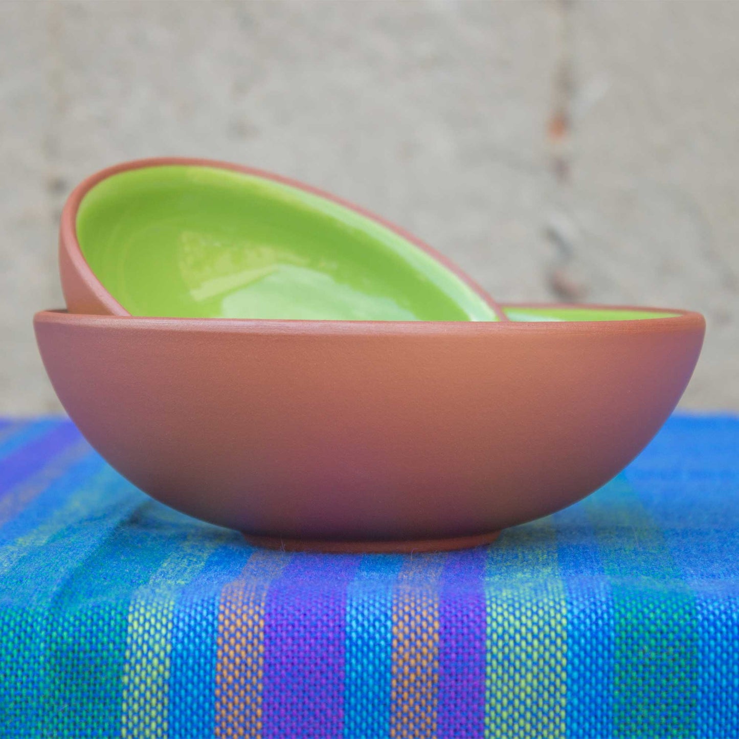 Bowl 2.0L salad green · Earth